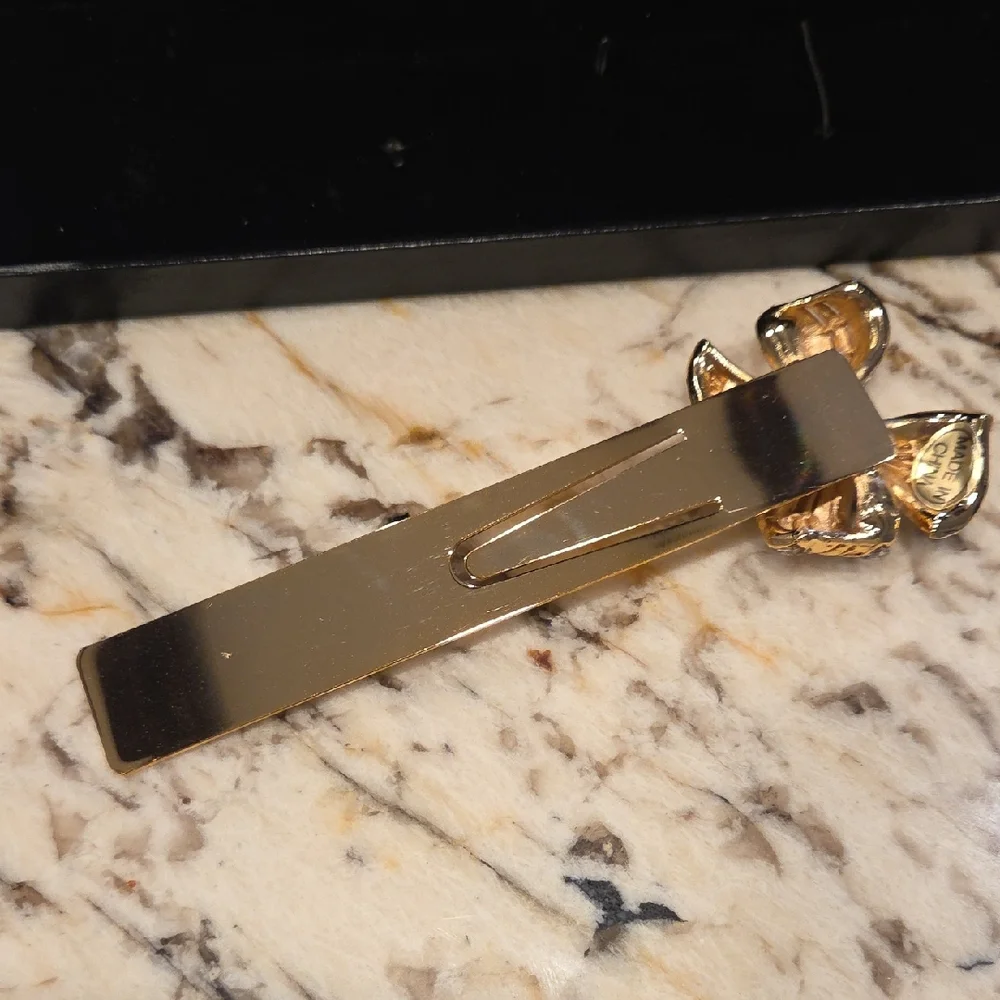Bombay Book Mark Gold and Silver Bow